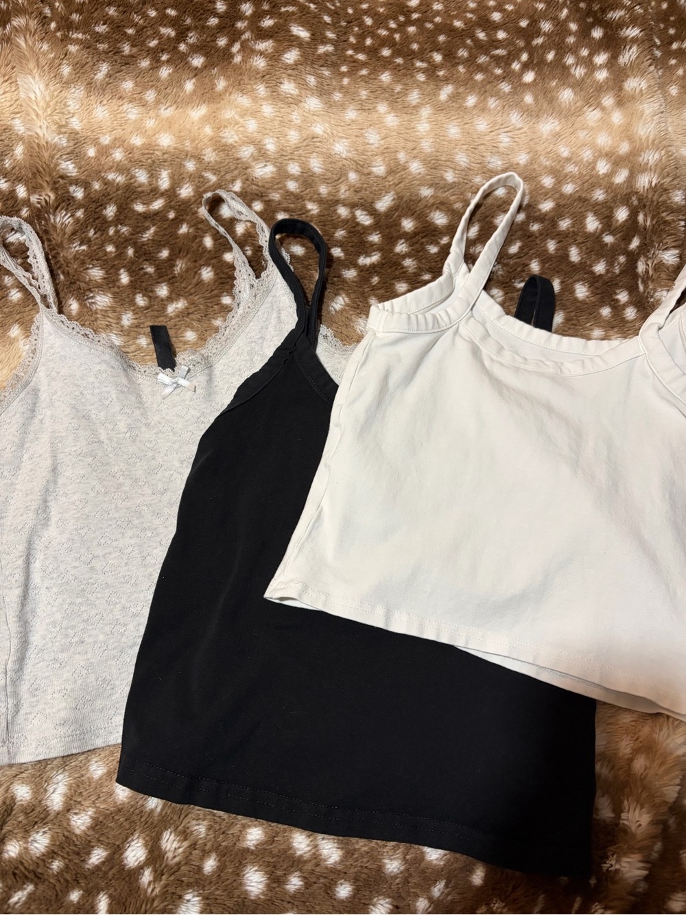 H&M Women’s Lace Trim & Classic Camisole Pack - Black, White, Heather Gray